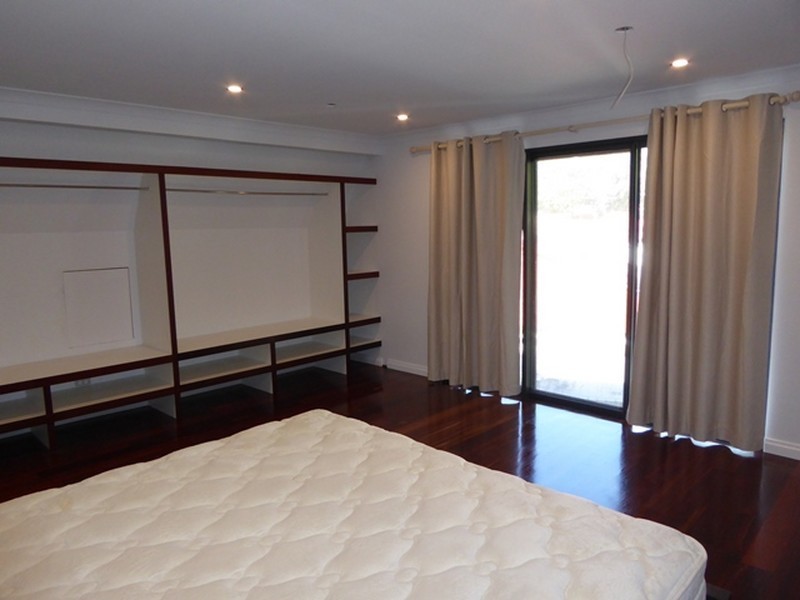 2 Carfax Place, Two Rocks WA 6037