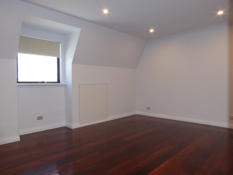 2 Carfax Place, Two Rocks WA 6037