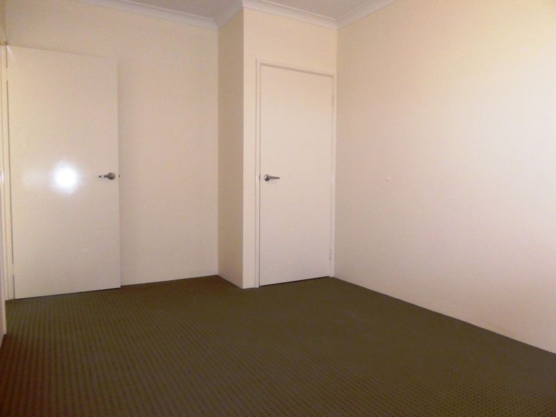 13 Cobbler Way, Two Rocks WA 6037