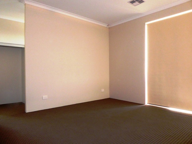 8 Gemfish street, Two Rocks WA 6037