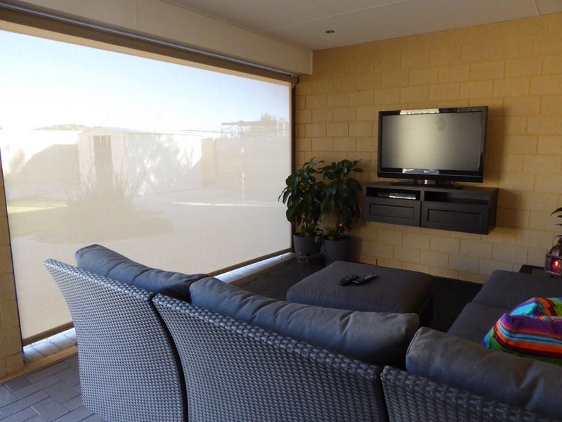 12 Bream Way, Yanchep WA 6035