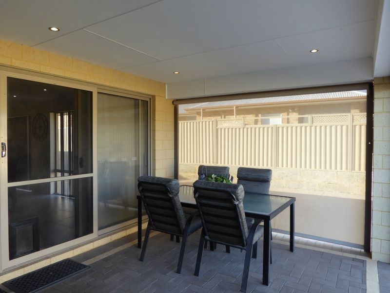 12 Bream Way, Yanchep WA 6035