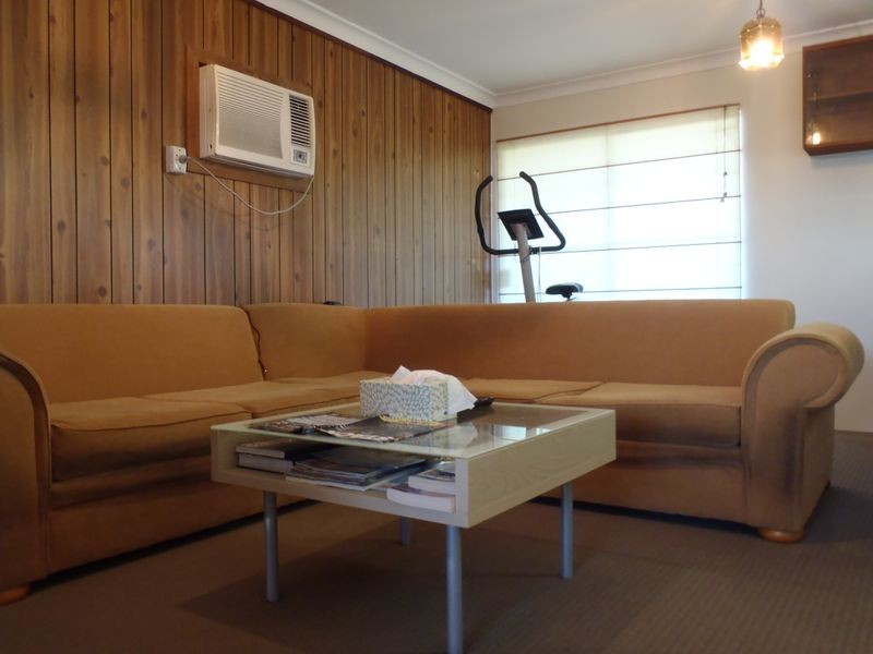 4 Springhill Place, Two Rocks WA 6037