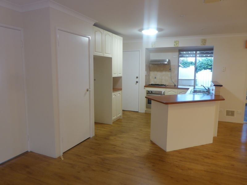 4 Mousehole Crescent, Yanchep WA 6035