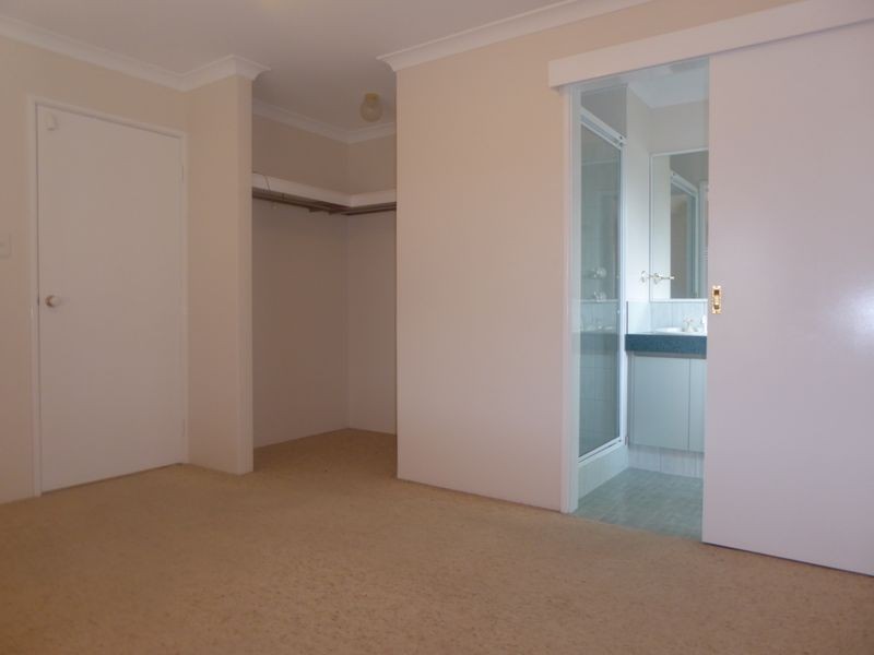 4 Mousehole Crescent, Yanchep WA 6035