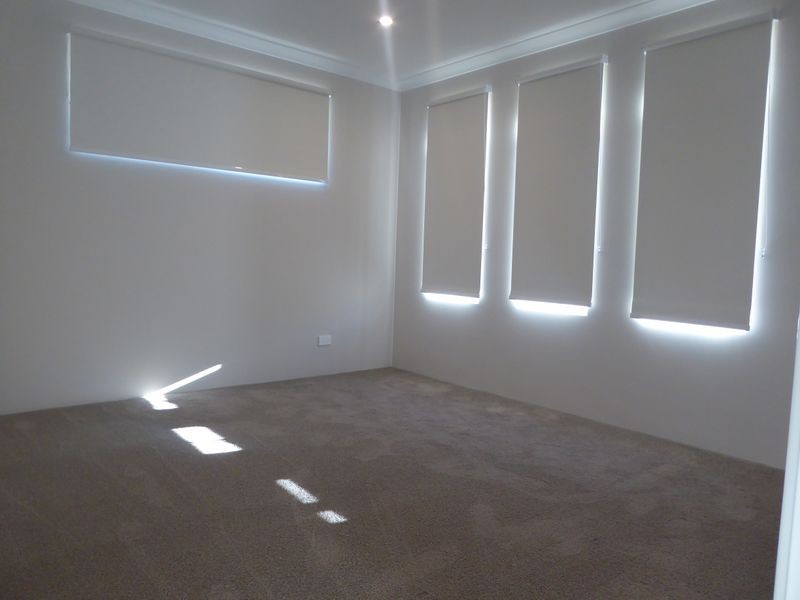 7 Flagtail Outlook, Yanchep WA 6035