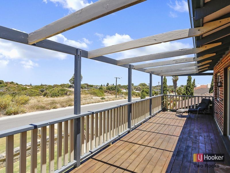 31 Carfax Place, Two Rocks WA 6037