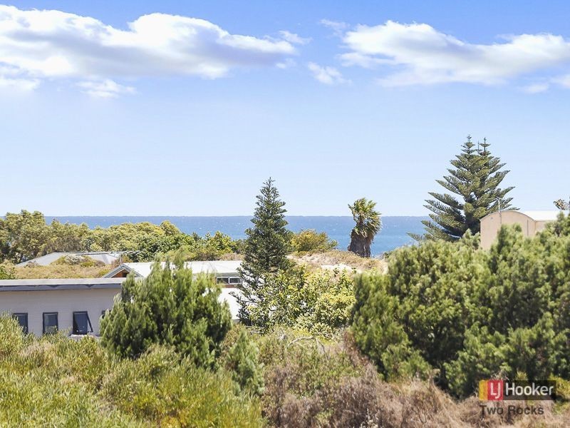31 Carfax Place, Two Rocks WA 6037