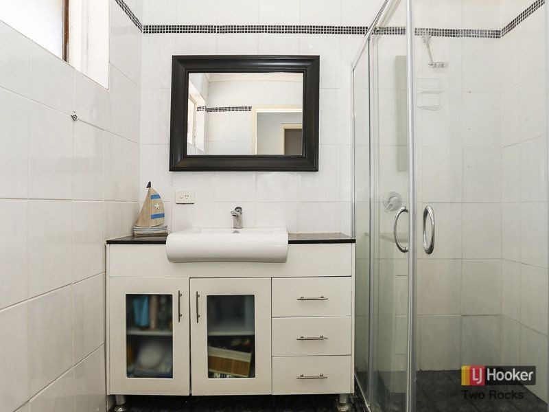 31 Carfax Place, Two Rocks WA 6037