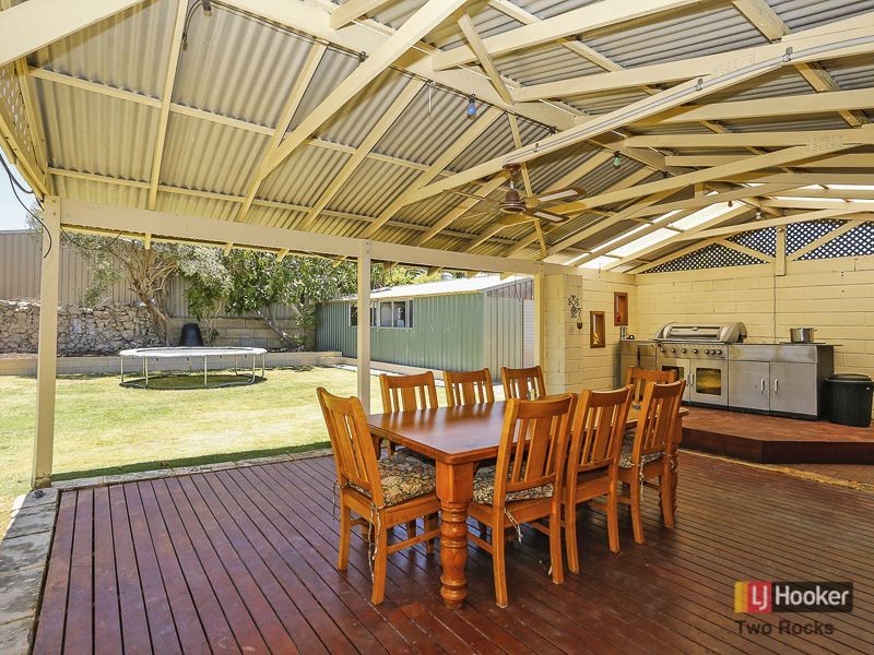 31 Carfax Place, Two Rocks WA 6037
