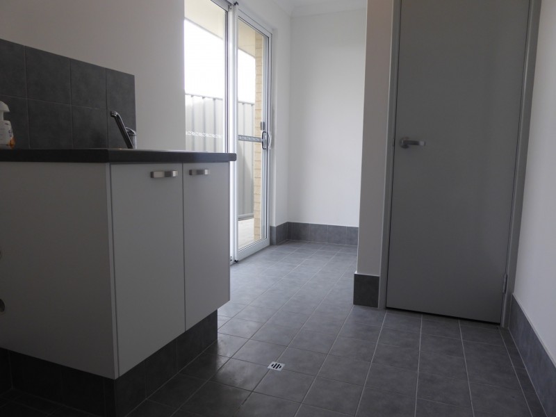 1 Dunk Street, Yanchep WA 6035