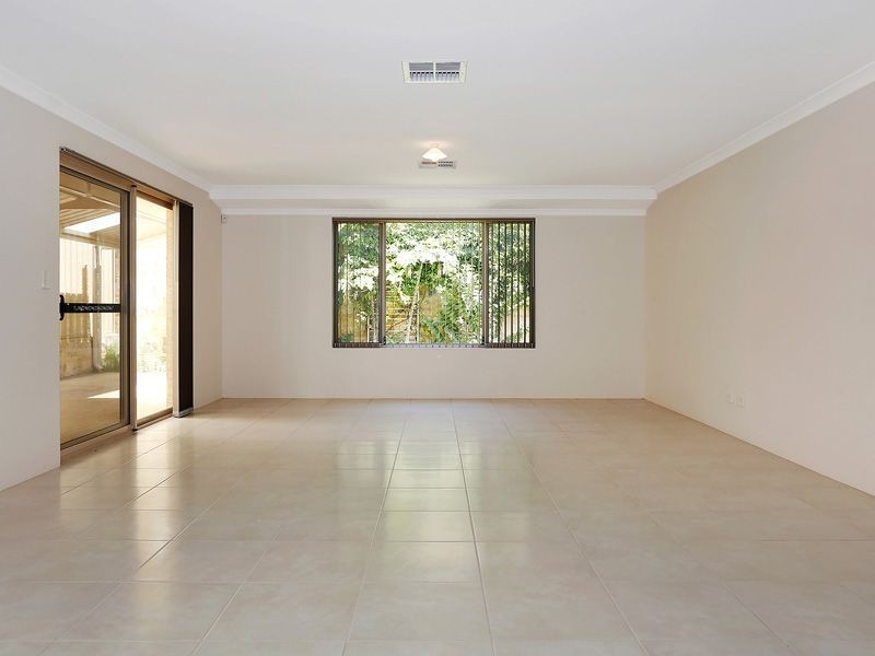 9 Llewellyn Way, Two Rocks WA 6037