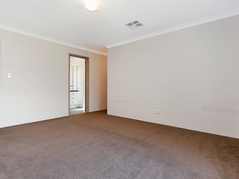 9 Llewellyn Way, Two Rocks WA 6037