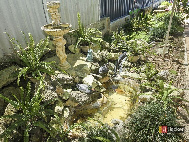 24 Blaxland Avenue, Two Rocks WA 6037