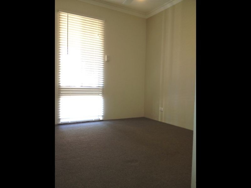 38 Frigate Crescent, Yanchep WA 6035