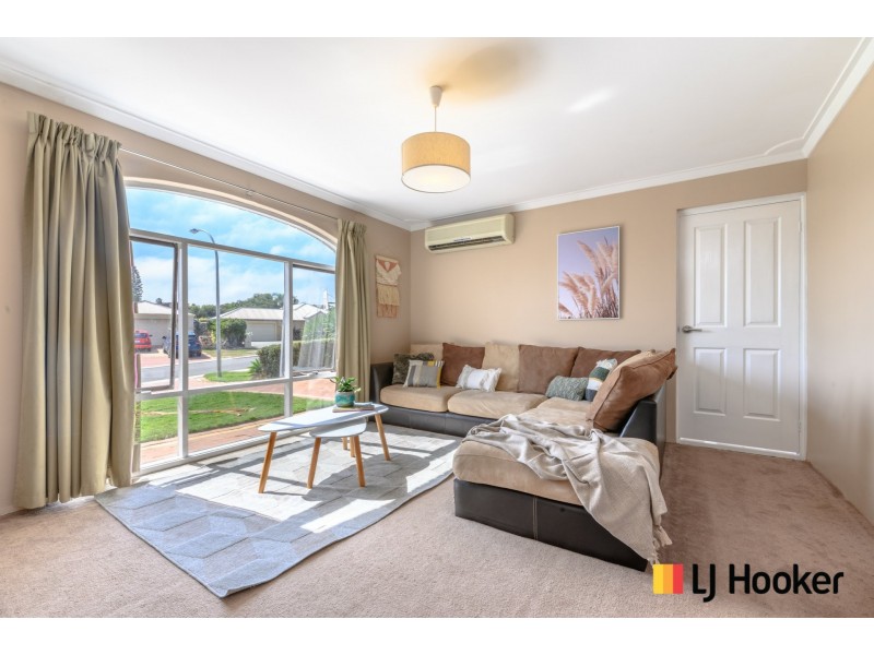 6 Genesta Place, Two Rocks WA 6037