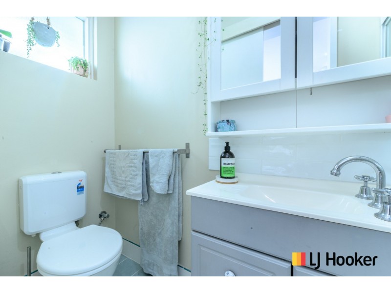 6 Genesta Place, Two Rocks WA 6037