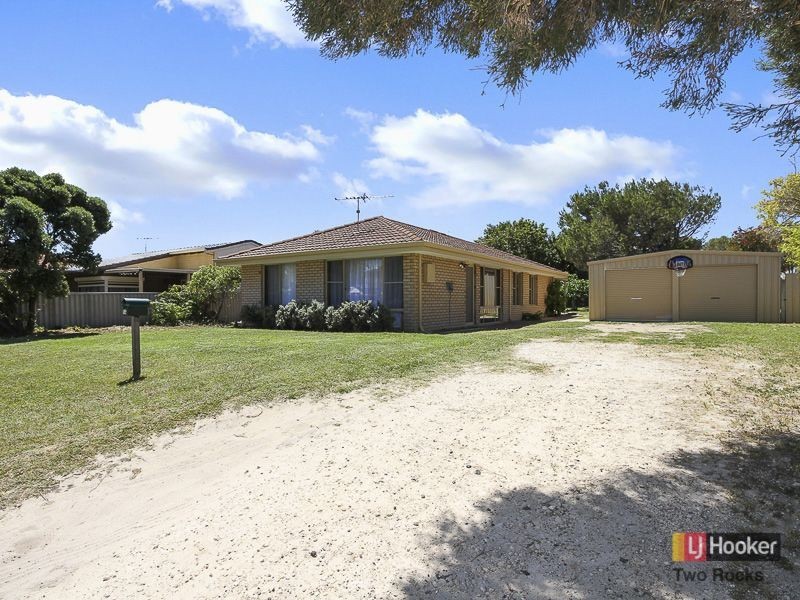 14 Weatherley Drive, Two Rocks WA 6037