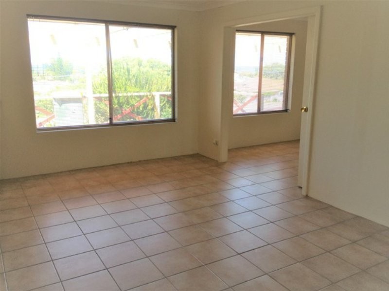 83 Whitfield Drive, Two Rocks WA 6037