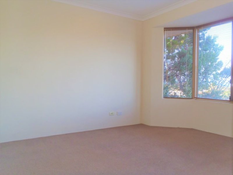 83 Whitfield Drive, Two Rocks WA 6037