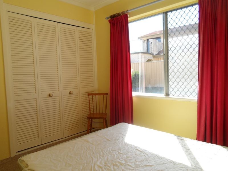 2 Galatea Grove, Two Rocks WA 6037