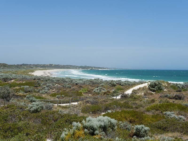 2 Galatea Grove, Two Rocks WA 6037