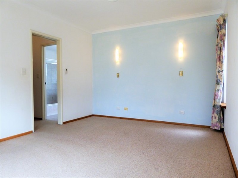 12 Sceptre Court, Two Rocks WA 6037