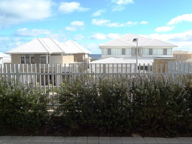 23 Seadrift Street, Yanchep WA 6035