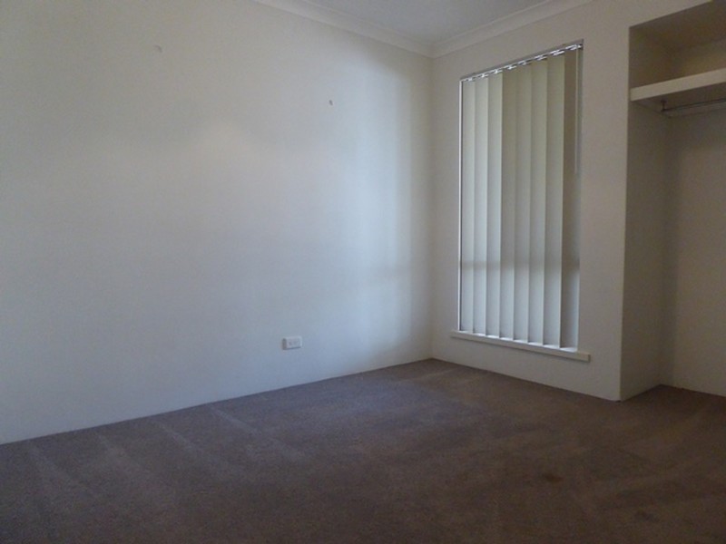 18 Mousehole Crescent, Yanchep WA 6035