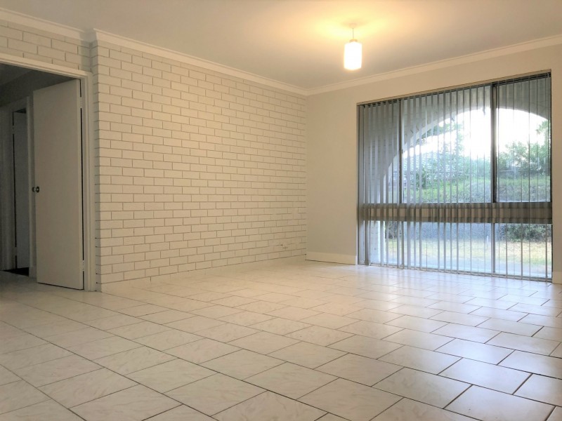 32 Whitfield Drive, Two Rocks WA 6037