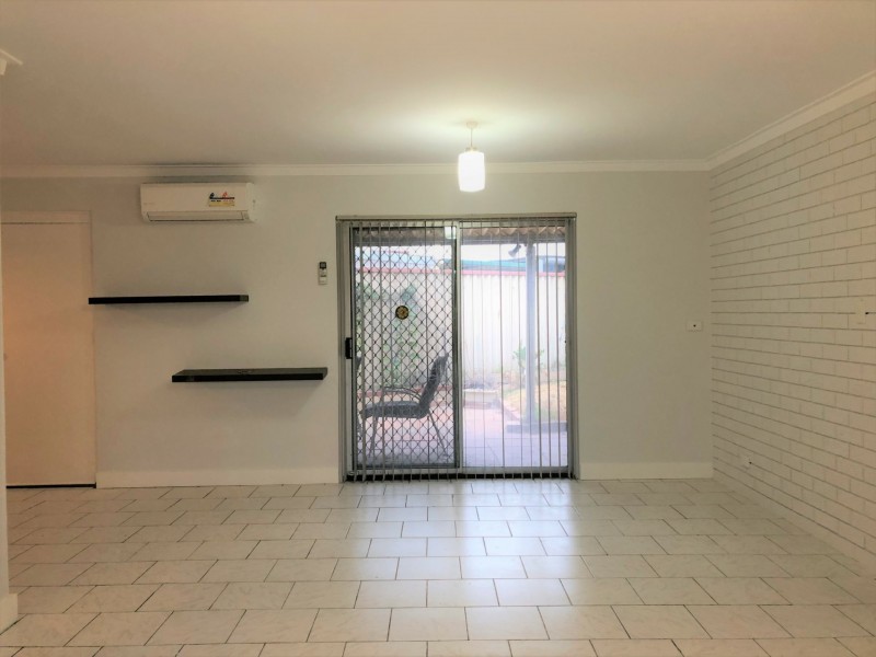 32 Whitfield Drive, Two Rocks WA 6037