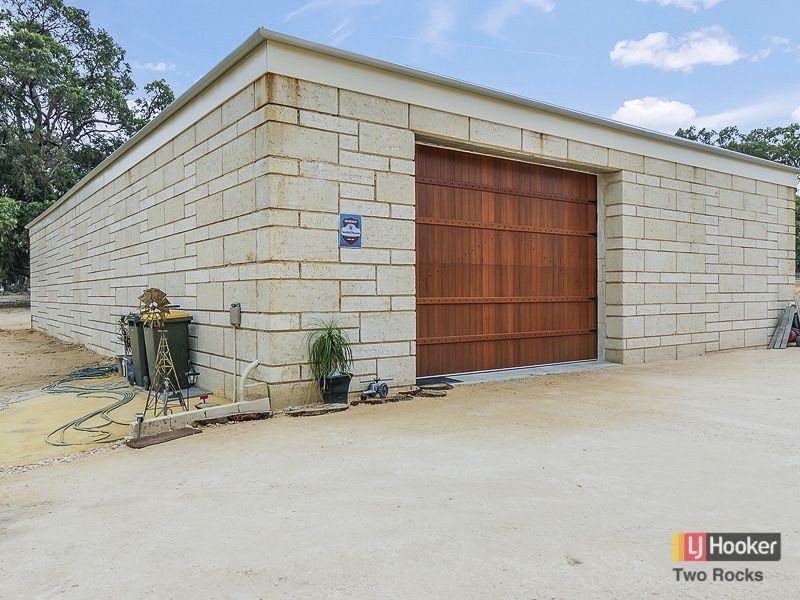 64 Caraway Loop, Two Rocks WA 6037