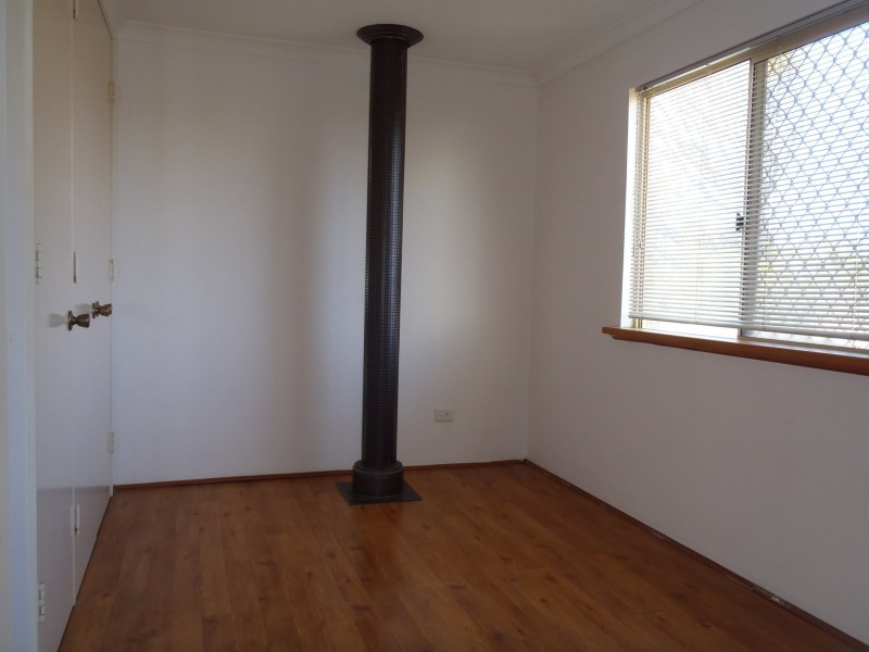 4 Valkyrie Place, Two Rocks WA 6037