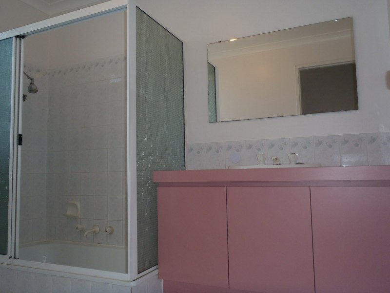 4 Valkyrie Place, Two Rocks WA 6037