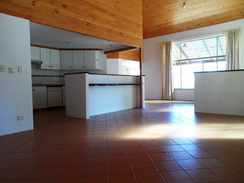 7 Carnoustie Court, Yanchep WA 6035