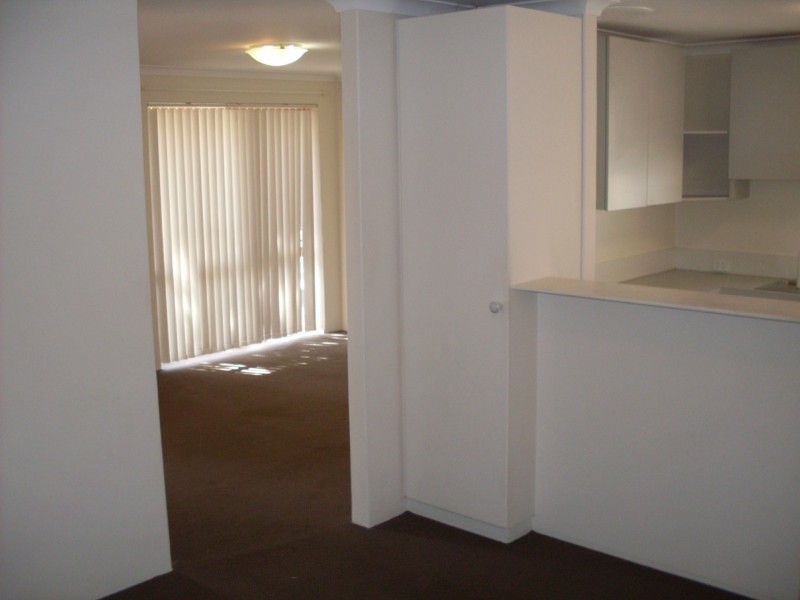 102 Whitfield Drive, Two Rocks WA 6037