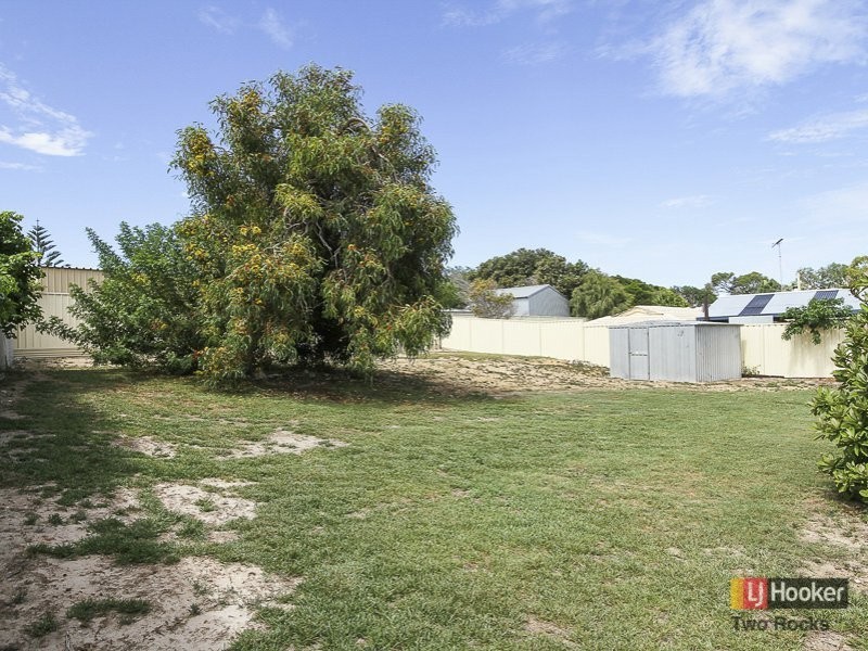 8 Preston Court, Two Rocks WA 6037
