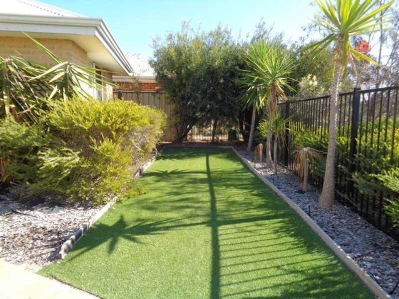 38 Blackwood Meander, Yanchep WA 6035