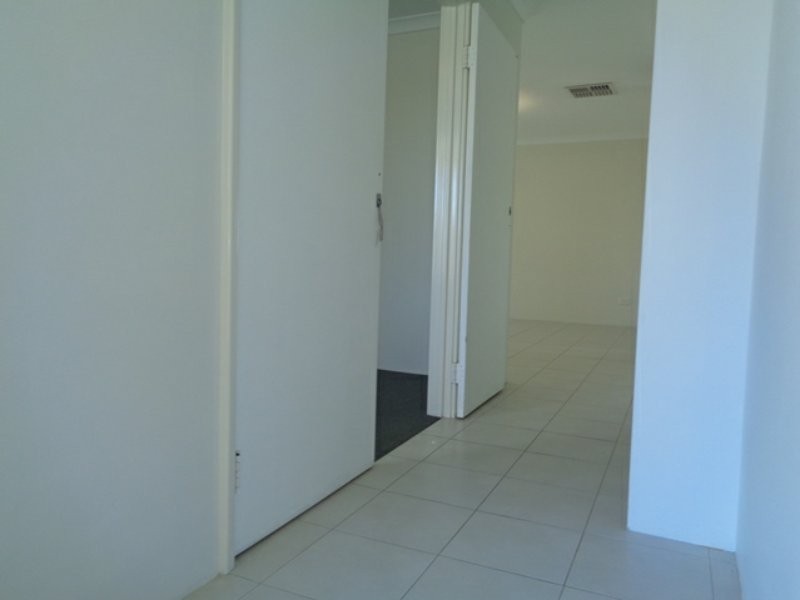 38 Blackwood Meander, Yanchep WA 6035