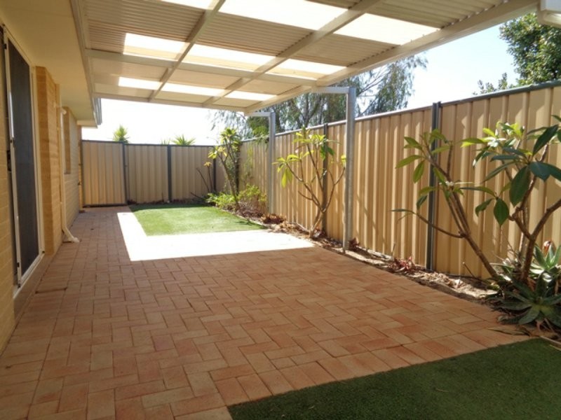 38 Blackwood Meander, Yanchep WA 6035