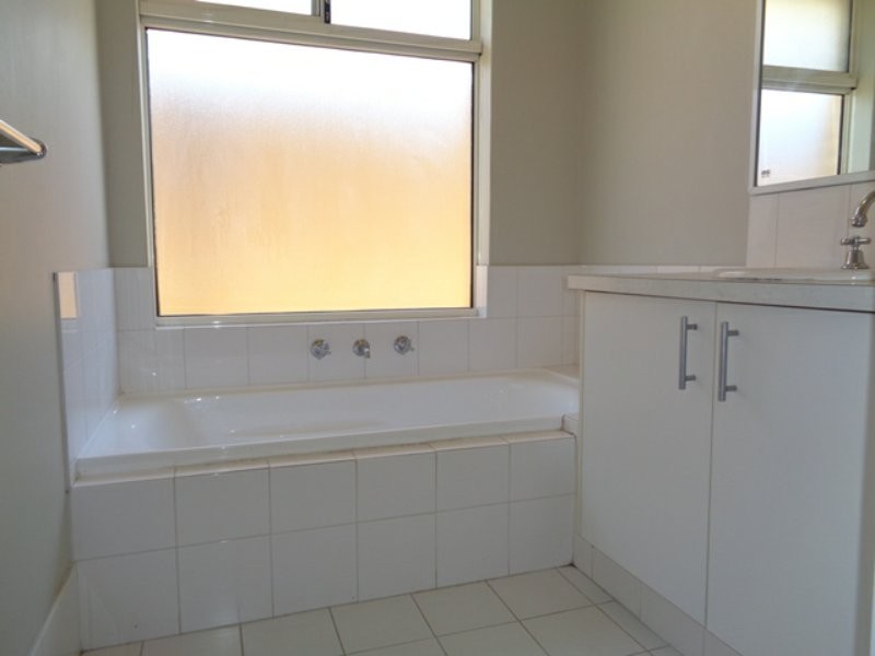 38 Blackwood Meander, Yanchep WA 6035