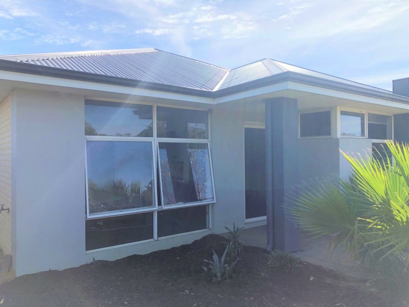 11 Caddy Way, Yanchep WA 6035