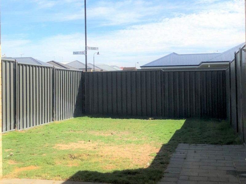 11 Caddy Way, Yanchep WA 6035