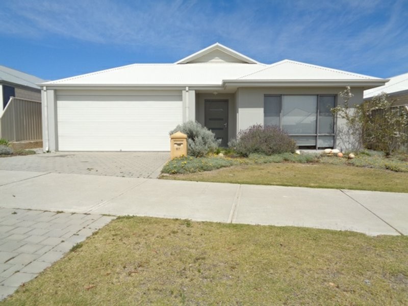 87 Seaside Avenue, Yanchep WA 6035