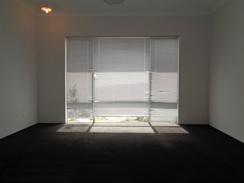 87 Seaside Avenue, Yanchep WA 6035