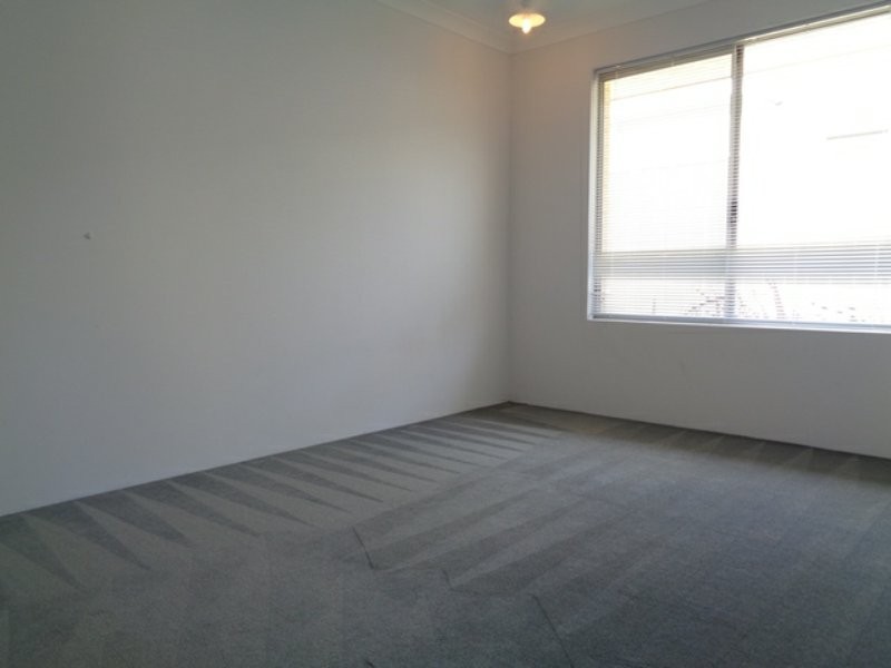 87 Seaside Avenue, Yanchep WA 6035