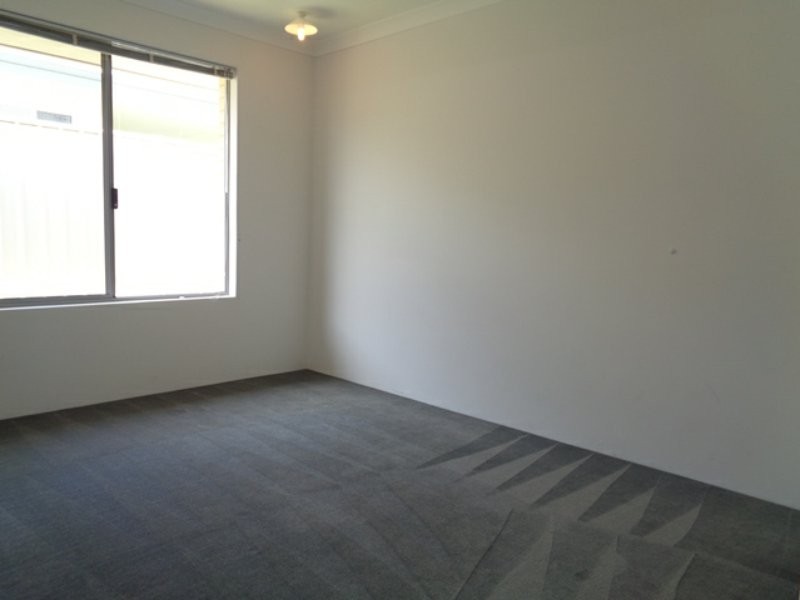 87 Seaside Avenue, Yanchep WA 6035