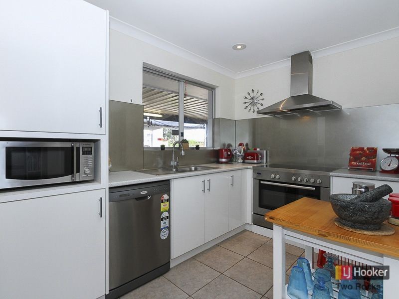 5 Preston Court, Two Rocks WA 6037