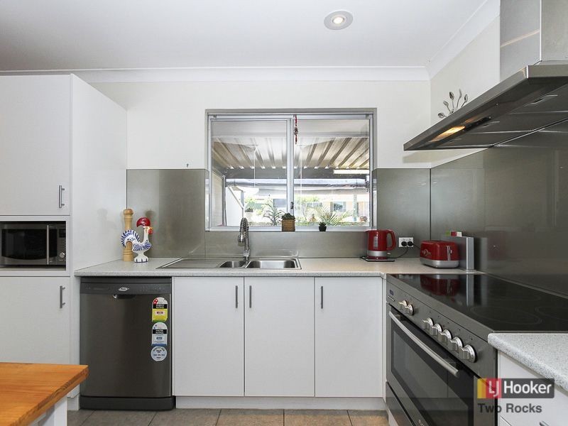 5 Preston Court, Two Rocks WA 6037