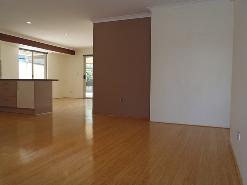 6 Intrepid Court, Two Rocks WA 6037